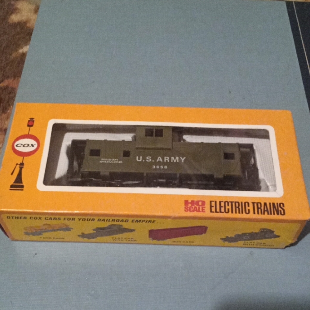 Cox US Army Caboose